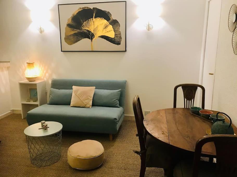 "Les Joncs" Cosy 2 Pieces Cour Intimiste A 5 Min Des Halles ! Apartment Sete Bagian luar foto